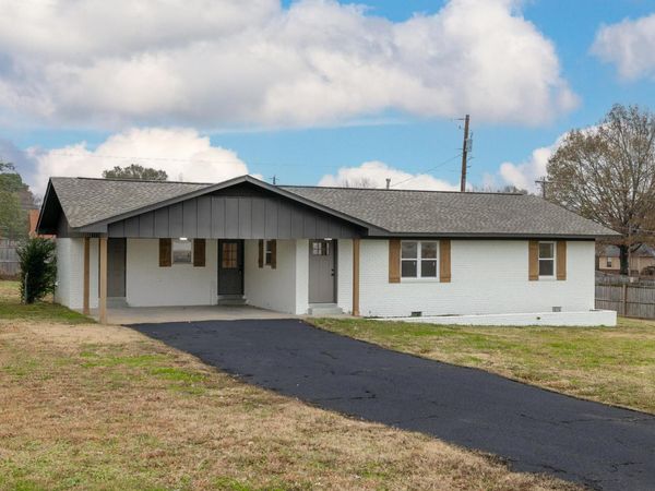212 BARNES ST, Munford, TN 38058