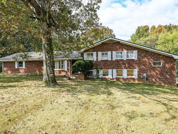 121 Co Rd 892 , Etowah 37331