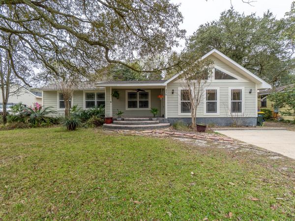 236 NE Bradley Drive, Fort Walton Beach, FL 32547