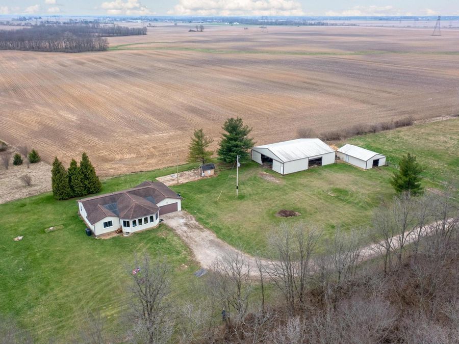 9161 Cochran Road , Williamsport, OH 43164 Photo 1