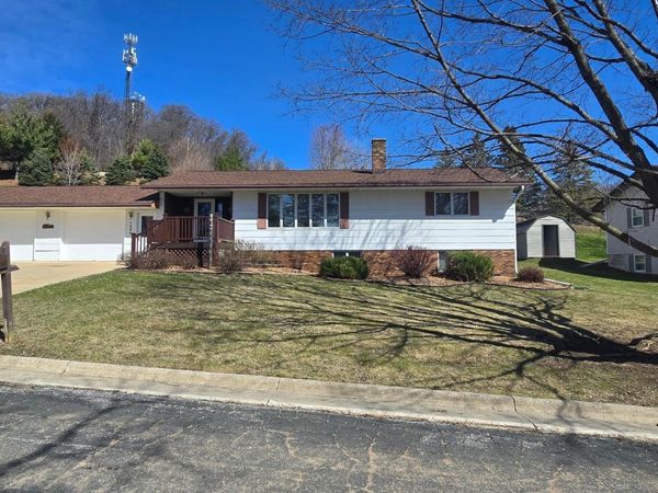 1003 Sunset Road NW, Preston, MN 55965