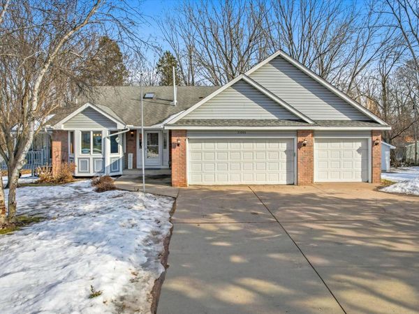 31005 Elm Street , Lindstrom, MN 55045