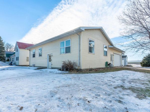 211 1st Street SE, Elbow Lake, MN 56531