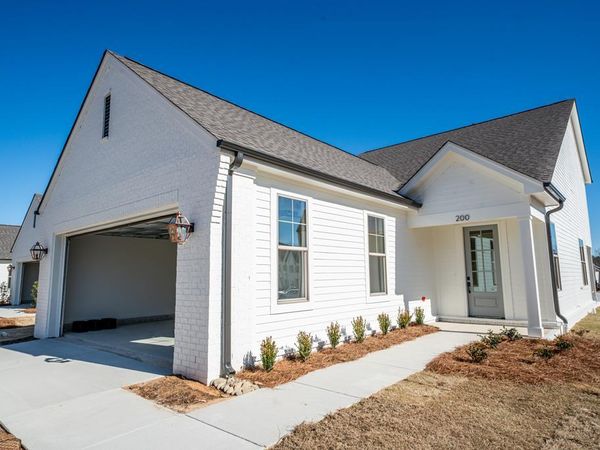 206 Grove View Drive, Oxford, MS 38655