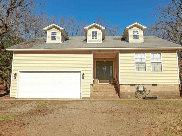 1814 Paradise Acres , Russellville, AR 72801