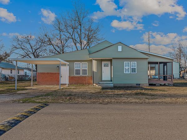 204 Fielder , Bay, AR 72411