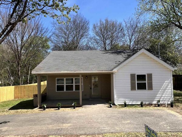 411 Olive N , Searcy, AR 72143