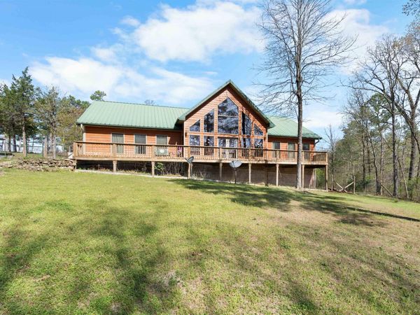 89 Old Staggs Road , Calico Rock, AR 72519