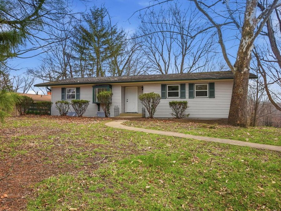 1220 Cambridge Place , Circleville, OH 43113 Photo 1