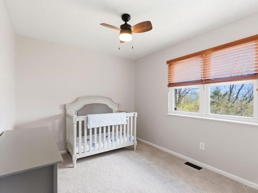10280 Dewhill Lane, Cincinnati, OH 45251 Photo 19