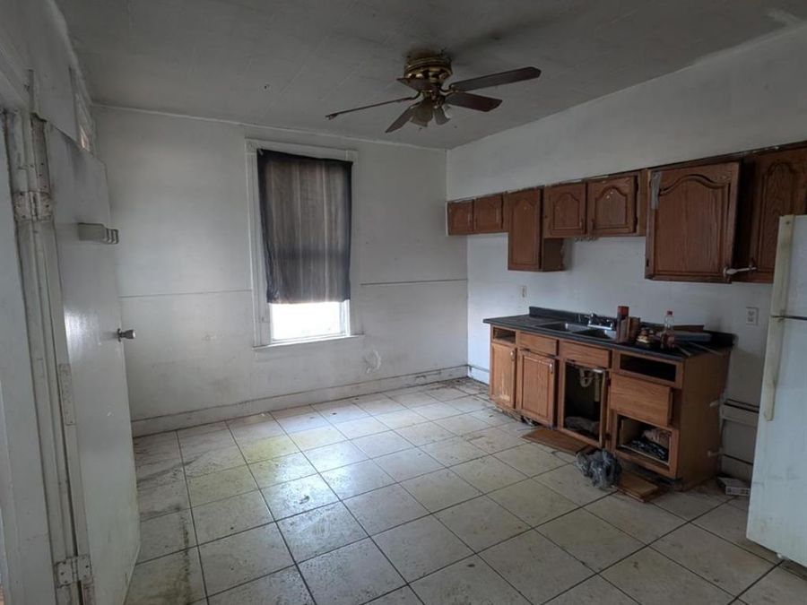 409 Maple Street, Elmwood Place, OH 45216 Photo 9