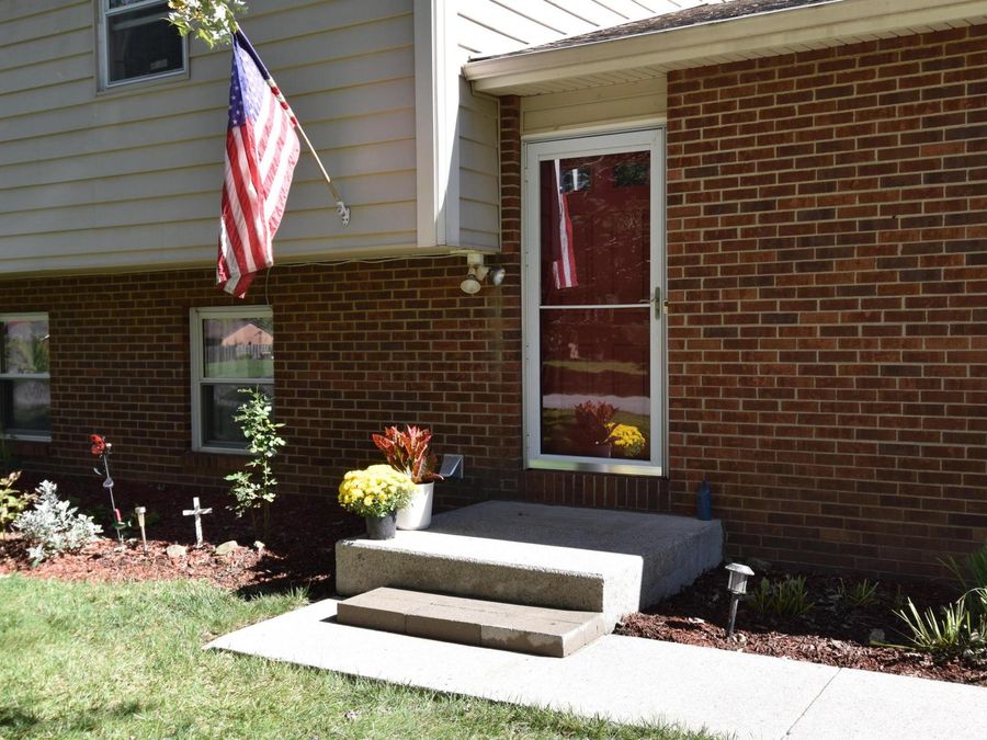 71 Cosmos Lane , Pataskala, OH 43062 Photo 1