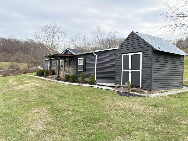 12160 Maysville Williams Road , Logan, OH 43138