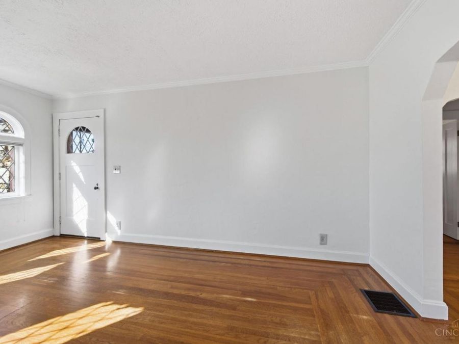 2506 Moundview Drive, Norwood, OH 45212 Photo 9