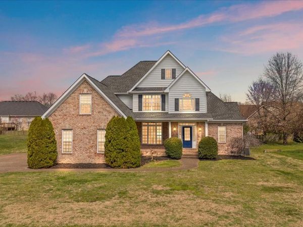 1040 Pittman Dr , Gallatin, TN 37066