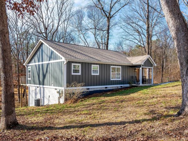 168 Middle Road, Lookout Mountain 30750