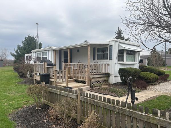 243Park Ave., New London, OH 44851