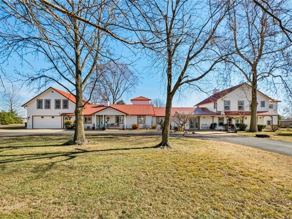 15040 Airport Road , Siloam Springs, AR 72761