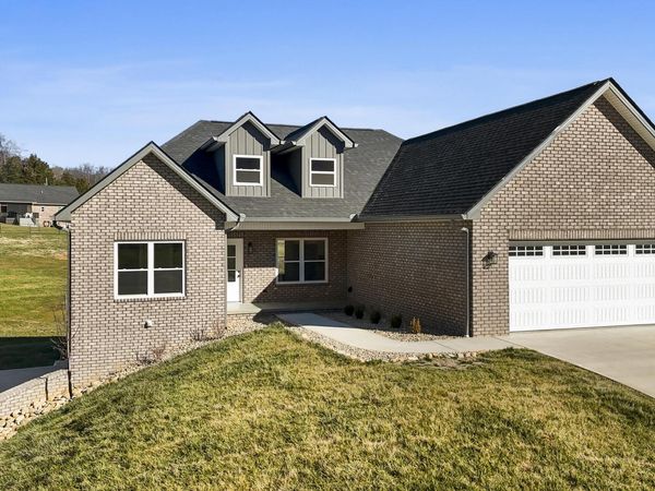 2876 Cherokee Drive, Morristown, TN 37814