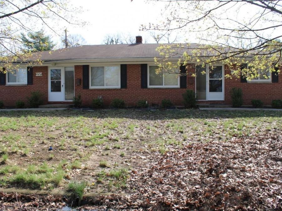 4934-4936 Solar Drive , Columbus, OH 43214 Photo 1