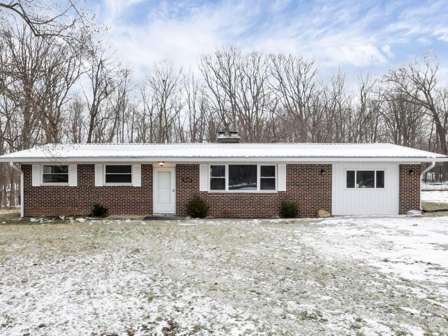 5840 Amanda Northern Road NW, Carroll, OH 43112 Photo 1
