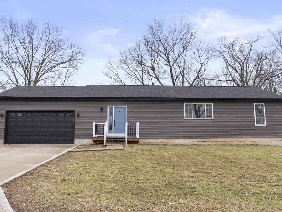 531 Emmit Avenue , Columbus, OH 43228 Photo 1