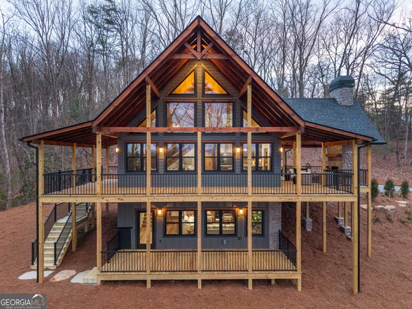 345 Big Oak Lane, Blue Ridge, GA 30513