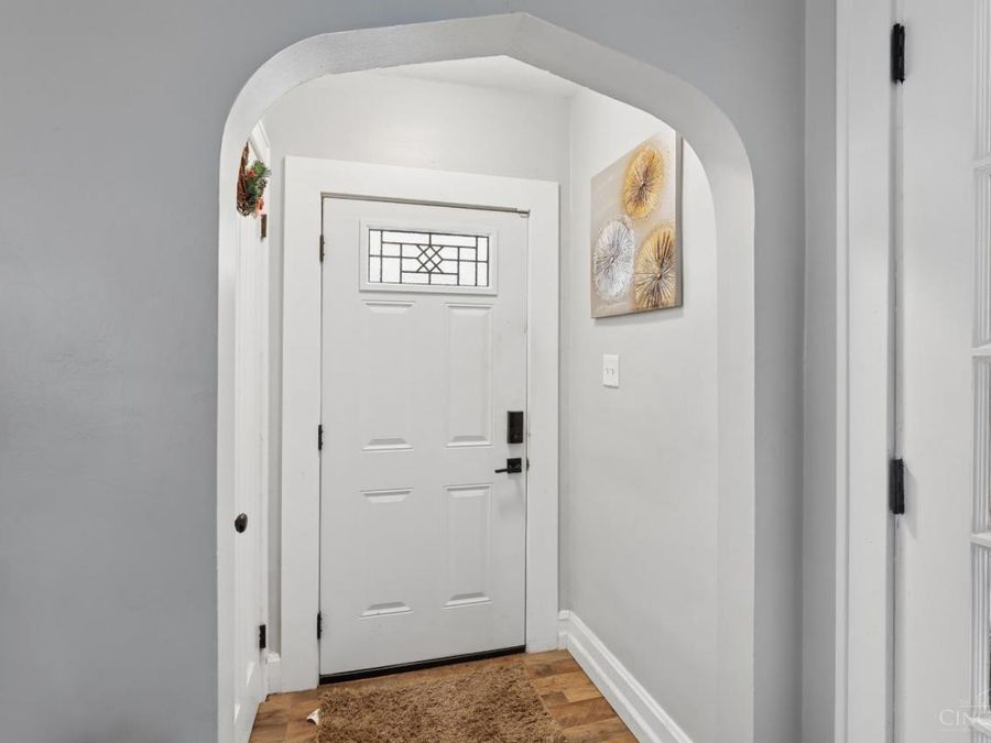 1858 Garden Lane, Cincinnati, OH 45237 Photo 3