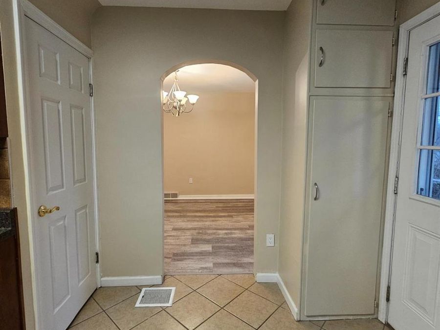 9103 Zoellner Road, Colerain Township, OH 45251 Photo 12