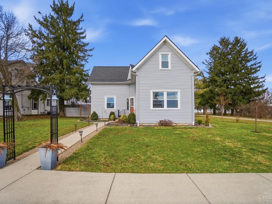 217 E Orchard St, West Manchester, OH 45382 Photo 3
