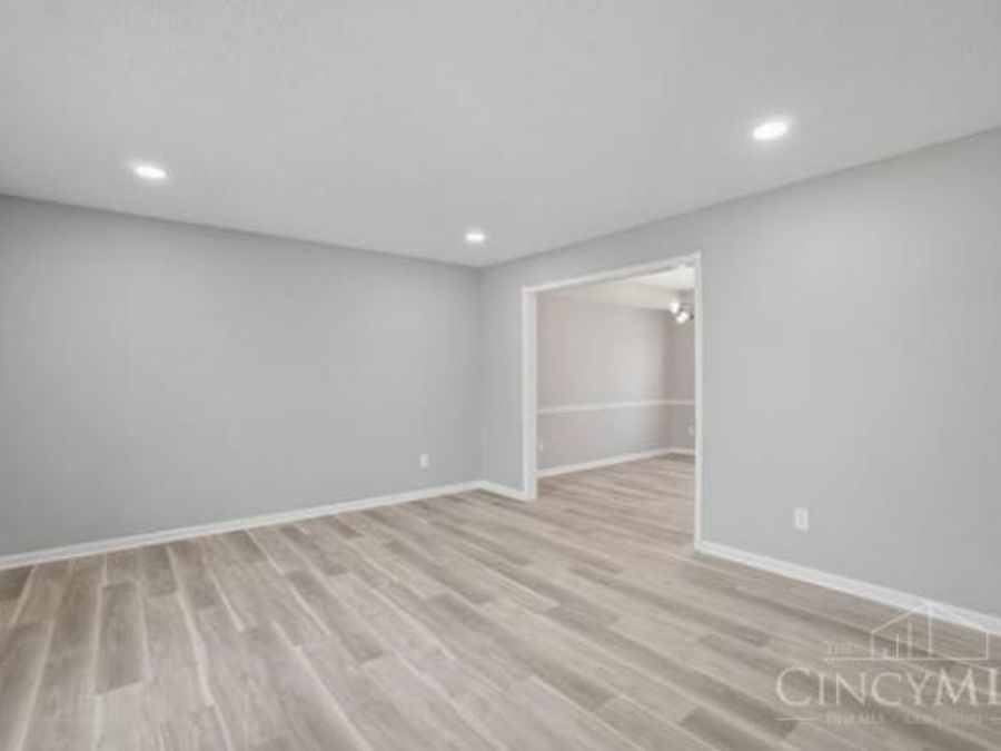 9891 McCauly Woods Drive, West Chester, OH 45241 Photo 16