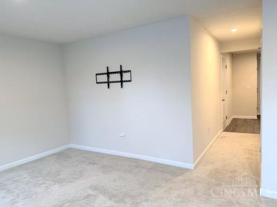 42 Wentworth Lane, Deer Park, OH 45236 Photo 8