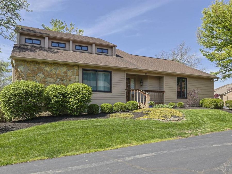 60 Carpenters Ridge, Blue Ash, OH 45241 Photo 2