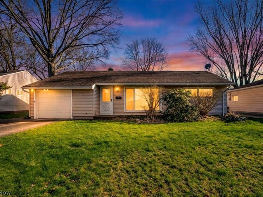 9019 Newkirk Drive , Parma Heights, OH 44130 Photo 1