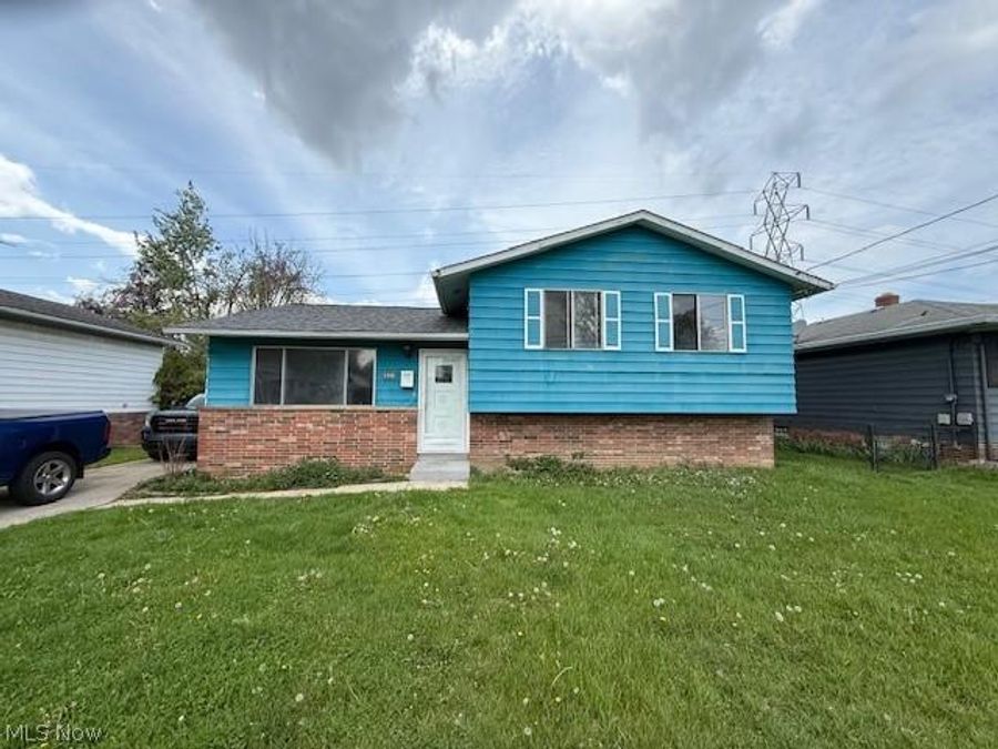 6446 Wolf Road , Brook Park, OH 44142 Photo 1
