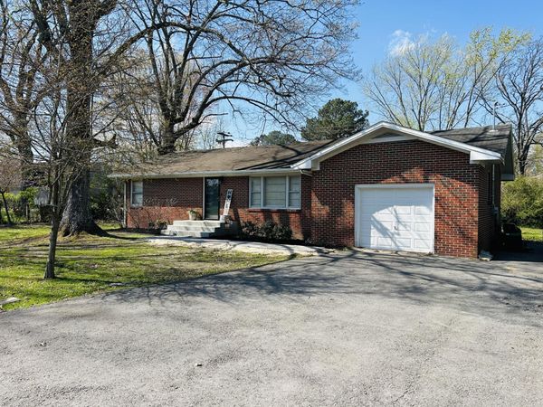 1113 Bond St , Manchester, TN 37355