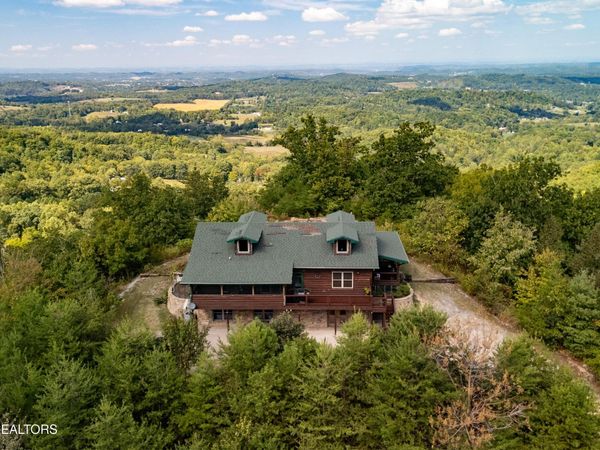 971 Critter Mountain Way , Newport, TN 37821