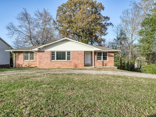 250 E 16th St , Cookeville, TN 38501