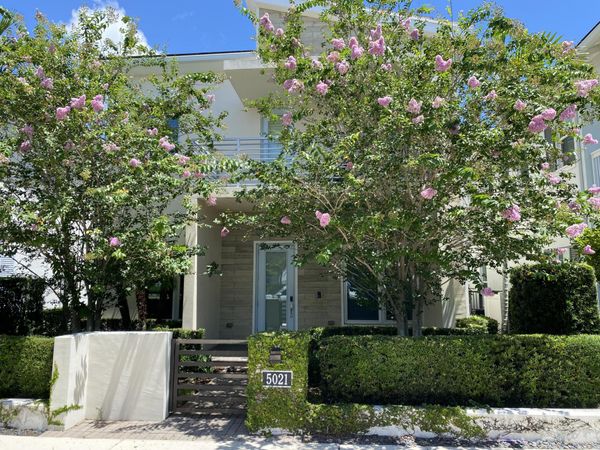5021 Grandiflora Road, Palm Beach Gardens, FL 33418