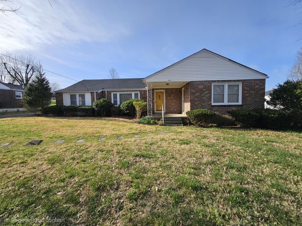 612 Jackson Ave , Carthage, TN 37030