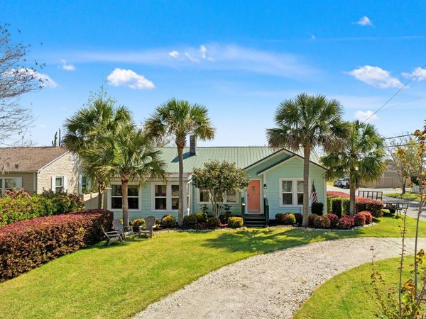 200 N Cove Boulevard, Panama City, FL 32401