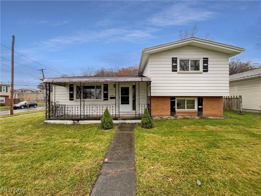1173 Madrid Drive , Akron, OH 44313 Photo 1