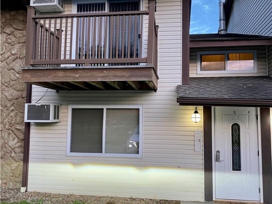 3695 Indian Run , Unit 1, Canfield, OH 44406 Photo 1