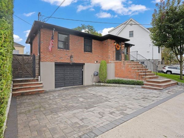 93 Beacon Avenue , Staten Island, NY 10306