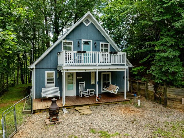 2121 Shingletown Road, Mountain City, TN 37683