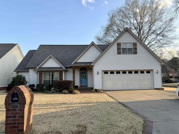 141 Cottage Lake , Searcy, AR 72143