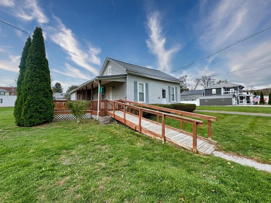 106 School Street , Bellville, OH 44813 Photo 1