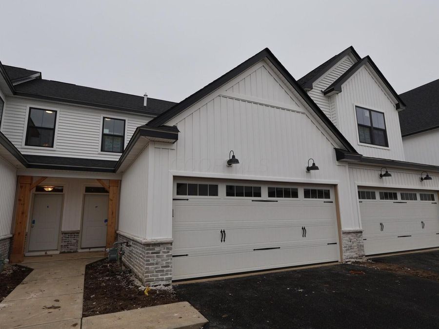 5516 Fawnsbury Court , Powell, OH 43065 Photo 1