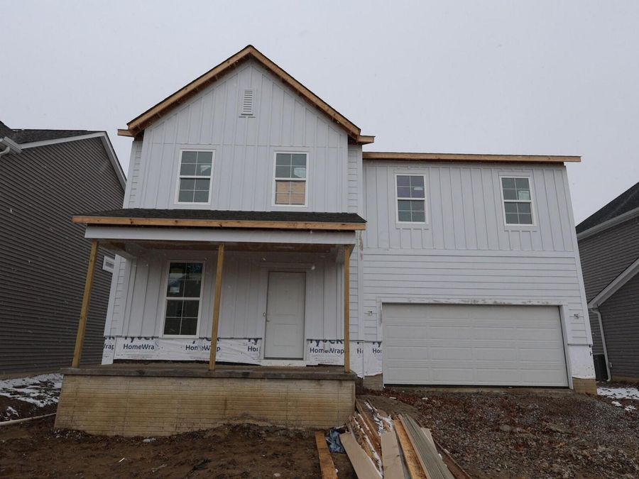 183 Mahogany Drive , Lewis Center, OH 43035 Photo 1
