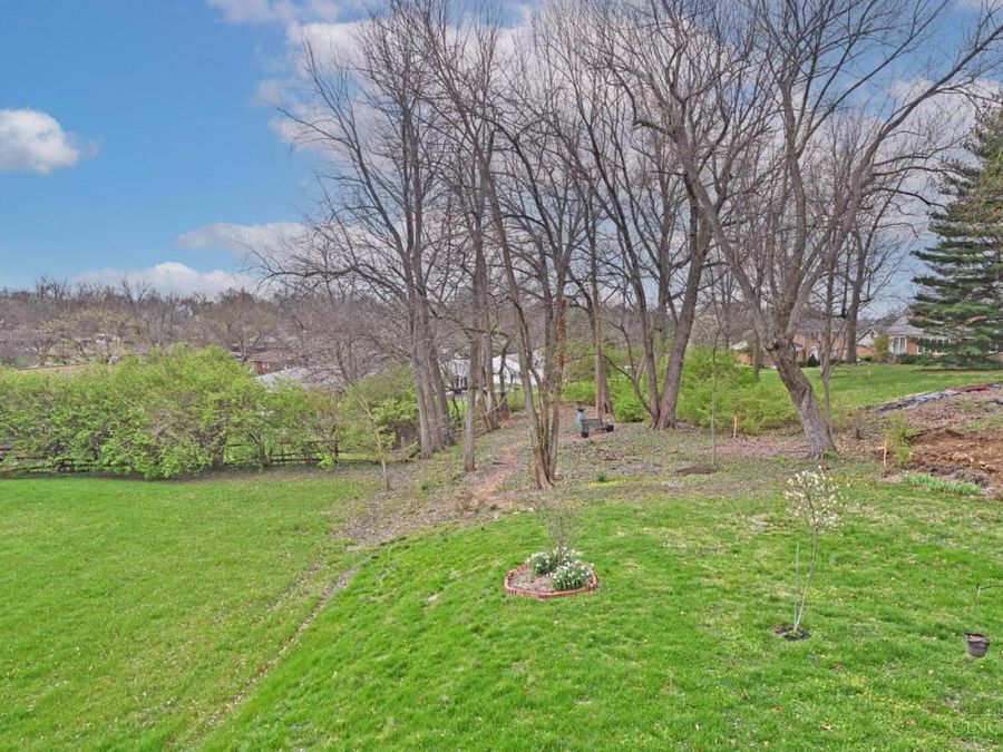 2515 Fairhill Drive, Cincinnati, OH 45239 Photo 26